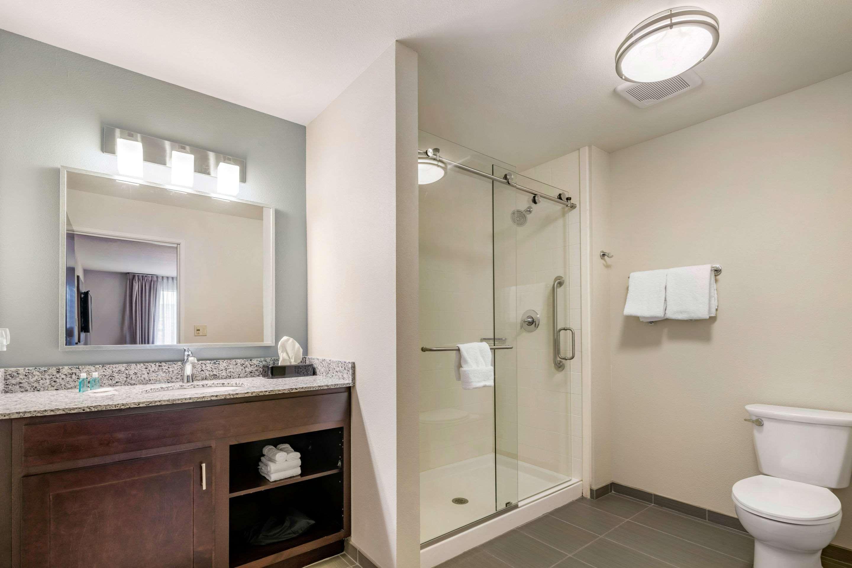 Mainstay Suites Spokane Airport Exterior photo