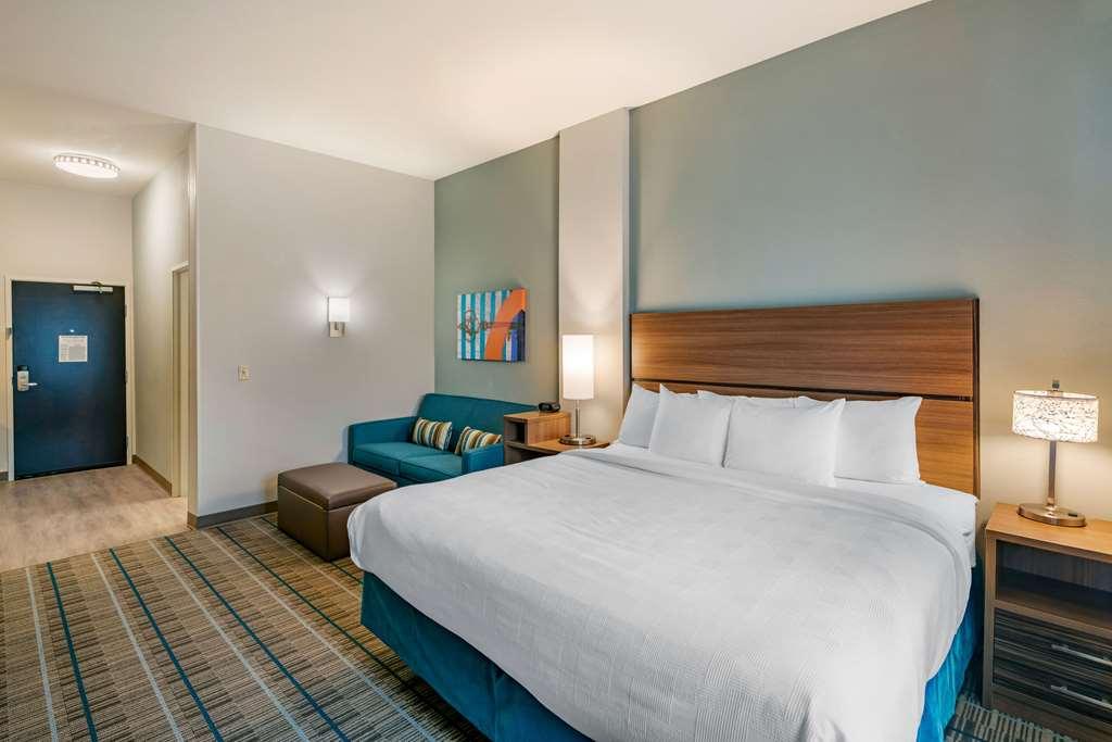 Mainstay Suites Spokane Airport Room photo